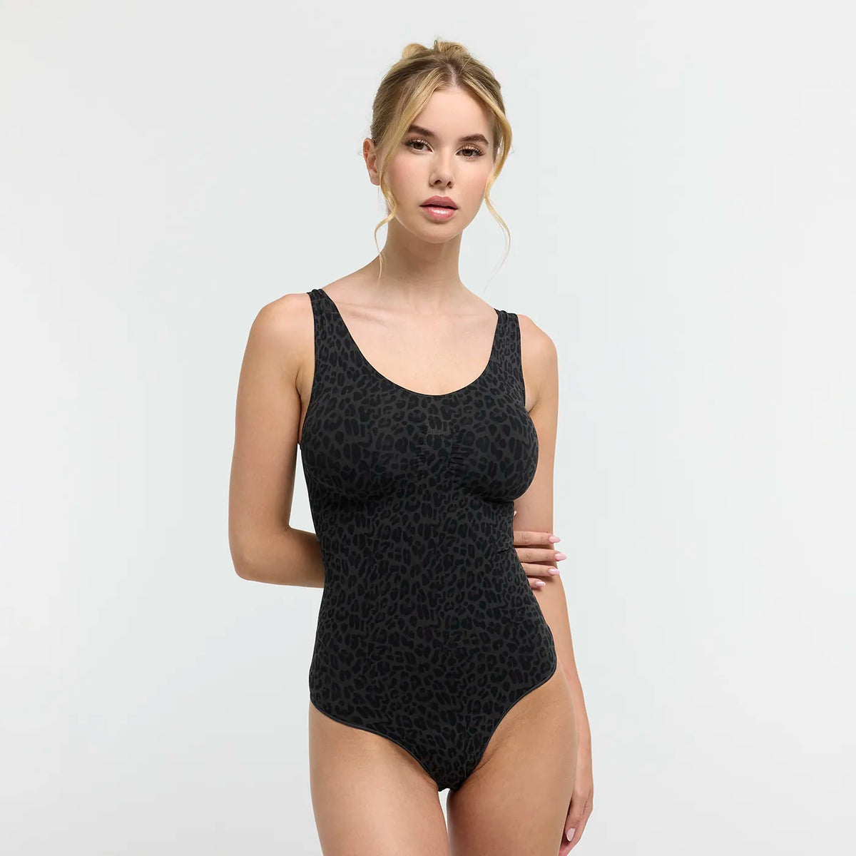 Tank Bodysuit Sculpting Shapewear mit Slip