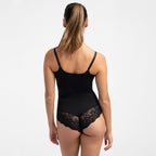 Sculpting Lace Shapewear Bodysuit mit Slip