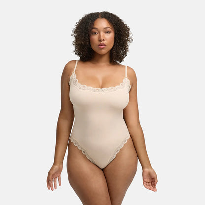 Lace Bodysuit mit String